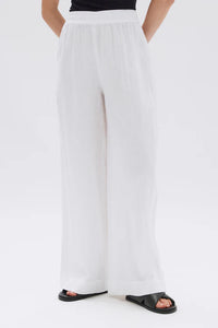 Nilsa Pant-White