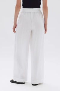 Nilsa Pant-White