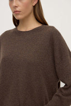 Load image into Gallery viewer, Odelle Cashmere Knit-Ganache Marle