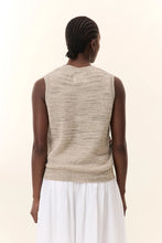Load image into Gallery viewer, Mundo Flower Sweater-Beige