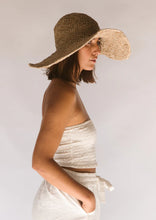 Load image into Gallery viewer, Janis Wide Brim Hat