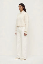 Load image into Gallery viewer, Paris Wool Cashmere Knit Turtleneck-White