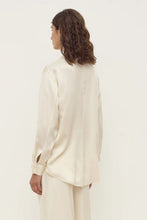 Load image into Gallery viewer, Pippa Silk Long Sleeved Shirt-Cream