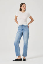 Load image into Gallery viewer, Daisy Lace Tee-Vint Wht