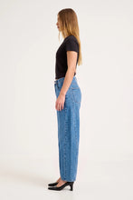 Load image into Gallery viewer, Arc Barrel-Soho Vintage
