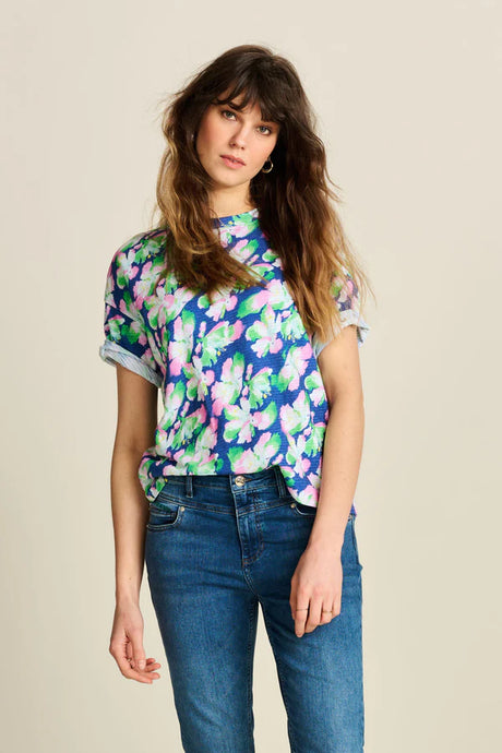 T Shirt-Lilies Blue