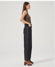 Load image into Gallery viewer, Gigi Barrel-Black Sand Eyelet