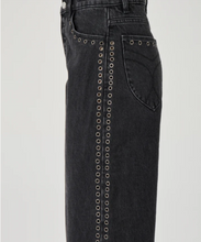 Load image into Gallery viewer, Gigi Barrel-Black Sand Eyelet
