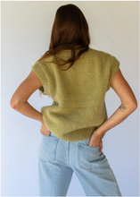 Load image into Gallery viewer, Button Vest_Harvest Green