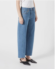 Load image into Gallery viewer, Amber Barrel-Florence-Mid Indigo