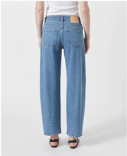 Load image into Gallery viewer, Amber Barrel-Florence-Mid Indigo