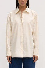 Load image into Gallery viewer, Signature Poplin Shirt Chamomile/White