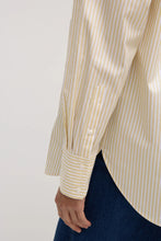 Load image into Gallery viewer, Signature Poplin Shirt Chamomile/White