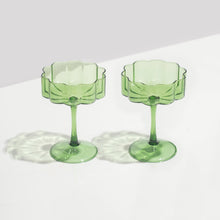 Load image into Gallery viewer, Wave Coupe Glasses-Set x 2 Green