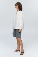 Load image into Gallery viewer, Valerie Top-Ivory