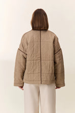 Load image into Gallery viewer, Val Pad Jacket-Brown