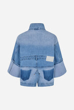 Load image into Gallery viewer, Donela-Denim Jacket-Light Washed Denim