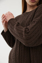 Load image into Gallery viewer, Willa Cable Knit_Chocolate