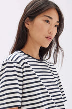 Load image into Gallery viewer, Womens Harbour Stripe Short Sleeve Tee-True Navy/White