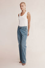 Load image into Gallery viewer, Classic Jean-Light Wash