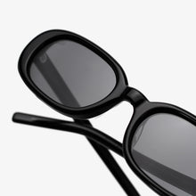 Load image into Gallery viewer, Blossom-Black/Black