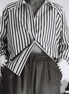 Classic Cropped Viv Shirt-Black/White Stripe