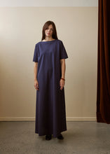 Load image into Gallery viewer, Tempo Dress- Oxford Plum Stripe