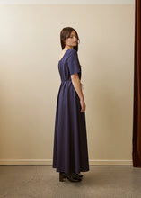 Load image into Gallery viewer, Tempo Dress- Oxford Plum Stripe