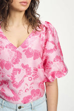 Load image into Gallery viewer, Top-Floral Jacquard Raspberry