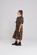 Load image into Gallery viewer, Lea Dress-Winter Petal