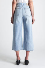 Load image into Gallery viewer, Denim Pixie Jeans