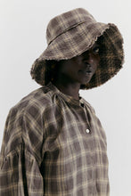 Load image into Gallery viewer, Nonna Hat-Aubergine Plaid