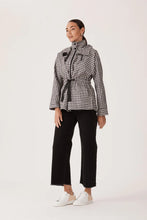 Load image into Gallery viewer, Bonn Raincoat-Houndstooth Print
