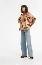 Load image into Gallery viewer, Miya Blouse-Rosa Floral