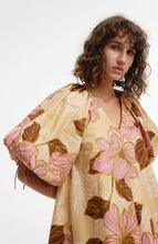 Load image into Gallery viewer, Miya Blouse-Rosa Floral